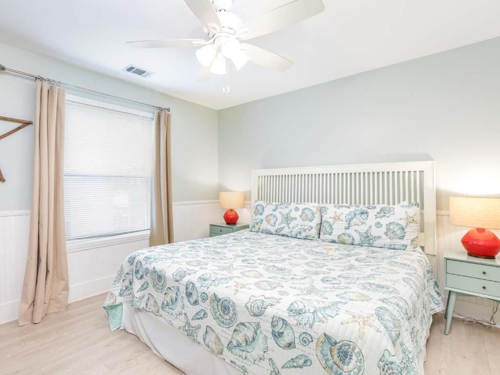 Catch A Wave Villa Tybee Island Exterior photo