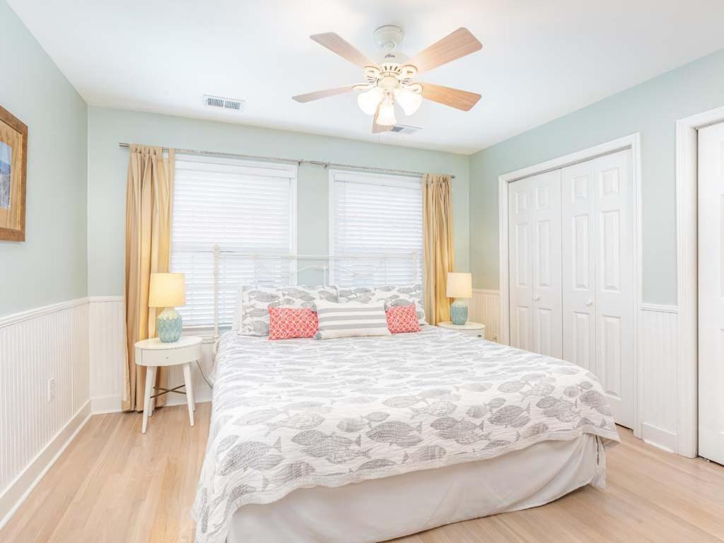 Catch A Wave Villa Tybee Island Exterior photo